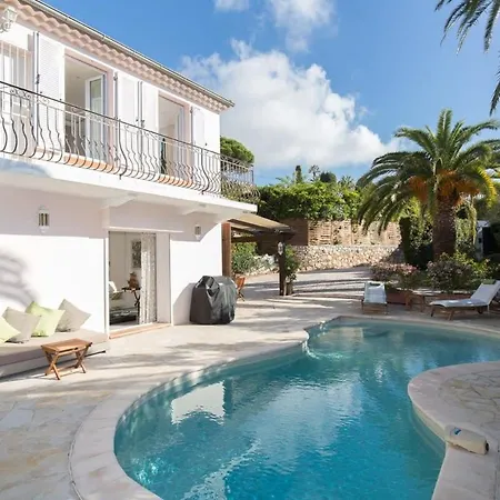 B024 - Magnifique Villa - Piscine - Cannes Centre